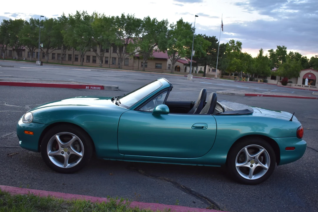 2003 Mazda NB MX-5 Miata - Image 8 of 31