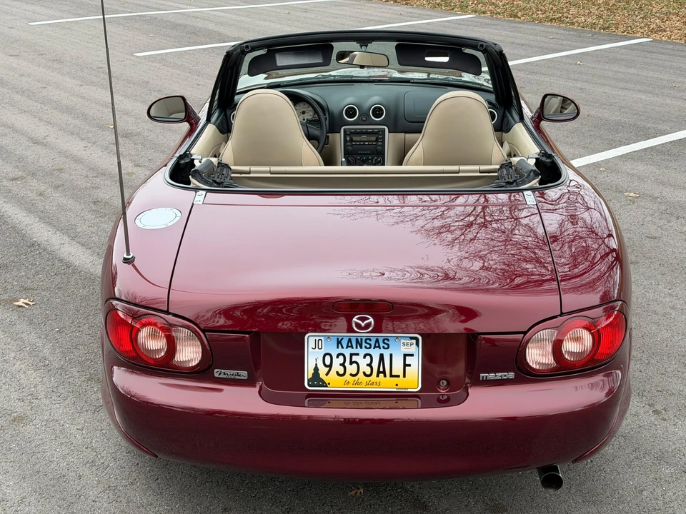 2003 Mazda NB MX-5 Miata - Image 7 of 31