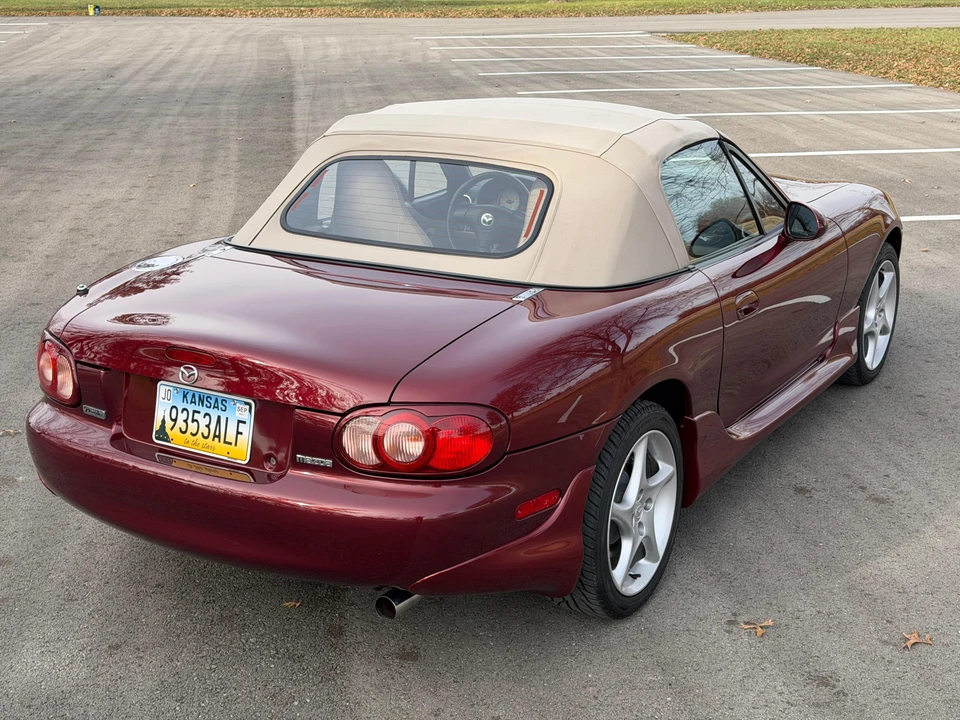 2003 Mazda NB MX-5 Miata - Image 22 of 31