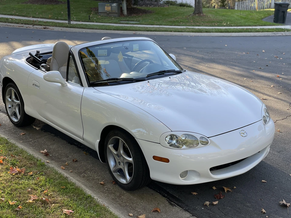 2003 Mazda NB MX-5 Miata - Image 8 of 10