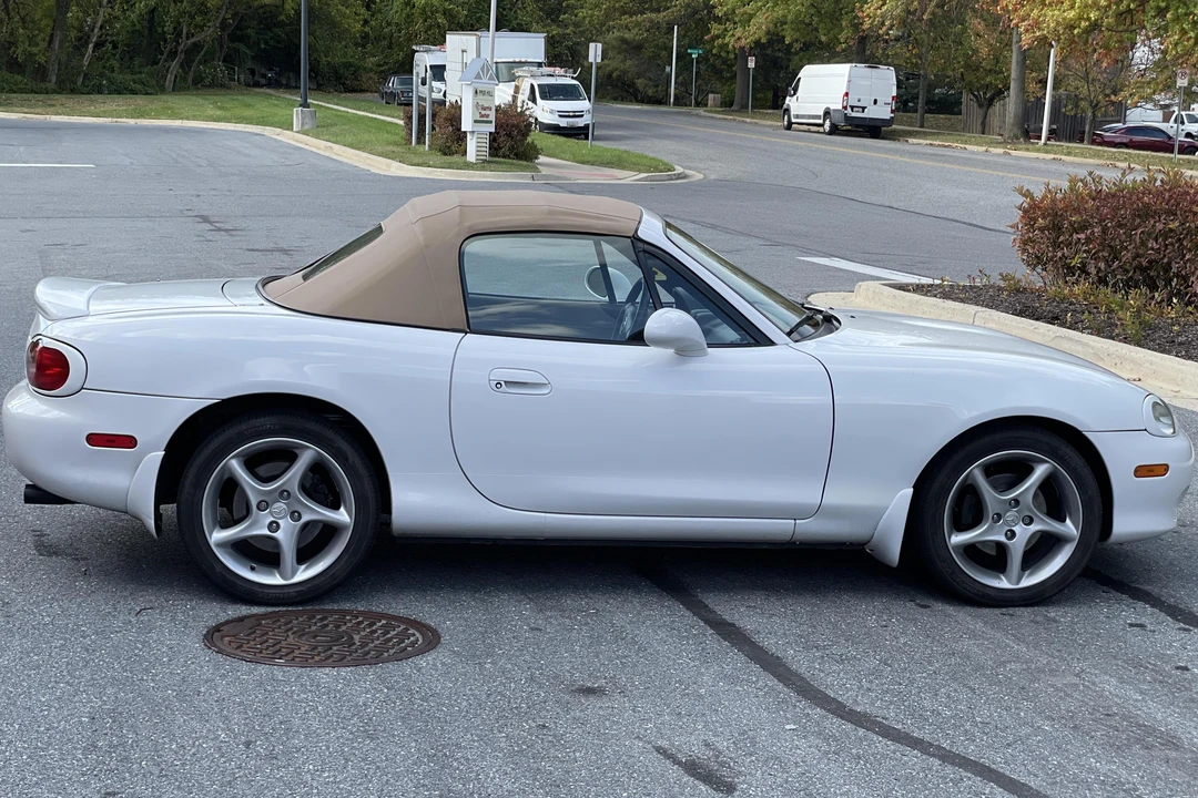 2003 Mazda NB MX-5 Miata - Image 3 of 10