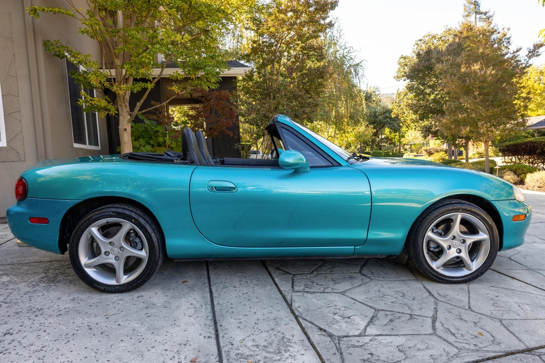 2003 Mazda NB MX-5 Miata - Image 9 of 31