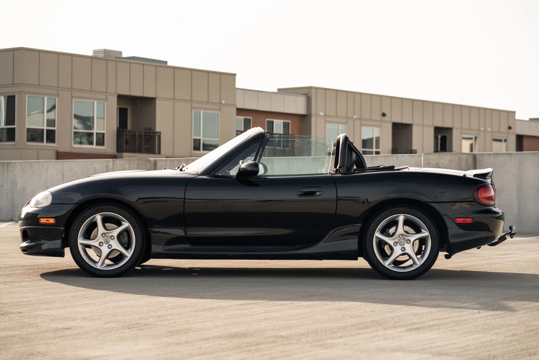 2003 Mazda NB MX-5 Miata - Image 3 of 31