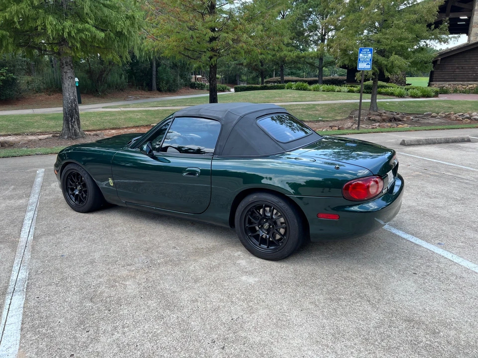 2003 Mazda NB MX-5 Miata - Image 4 of 31