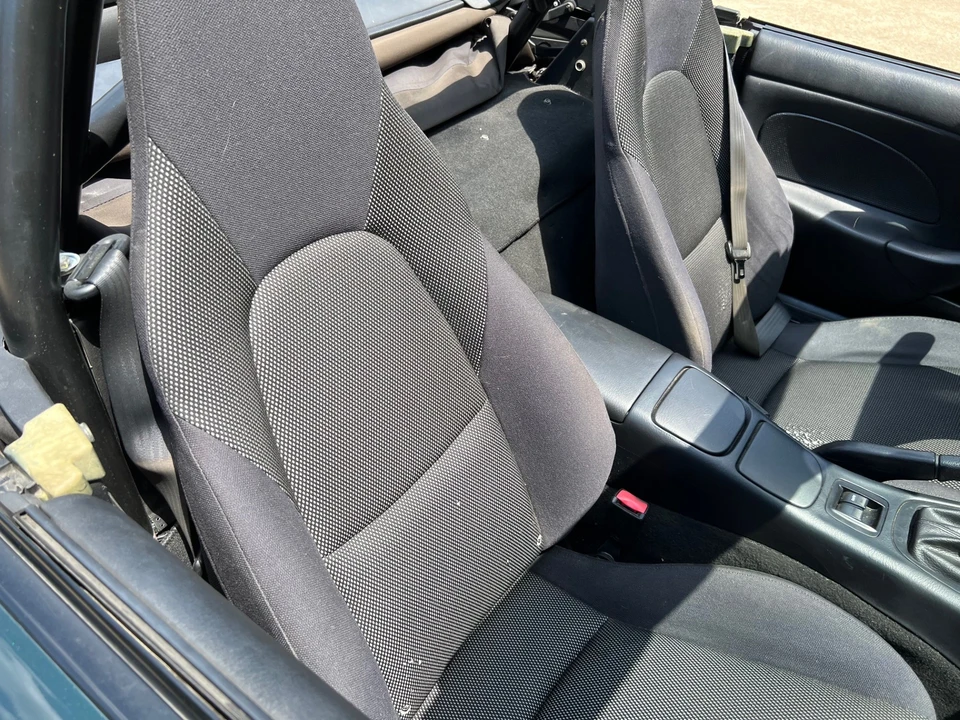 2003 Mazda NB MX-5 Miata - Image 28 of 31