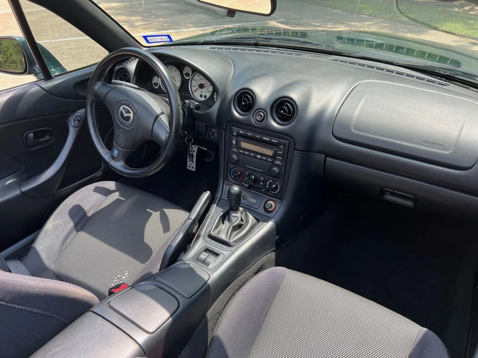 2003 Mazda NB MX-5 Miata - Image 30 of 31
