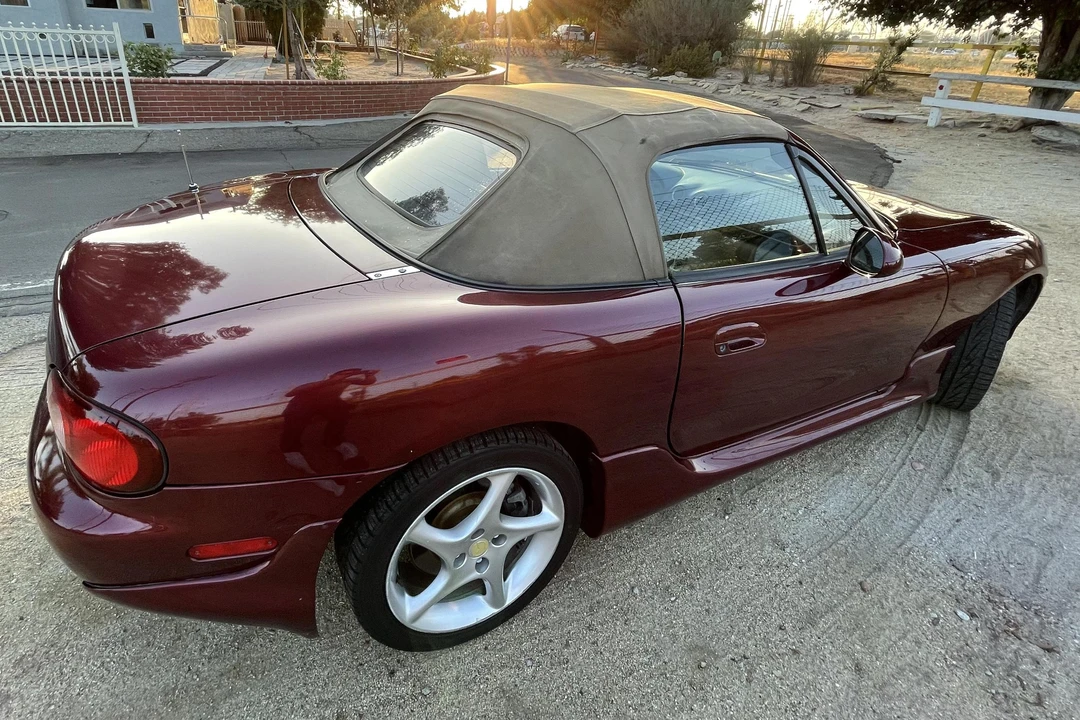 2003 Mazda NB MX-5 Miata - Image 4 of 18