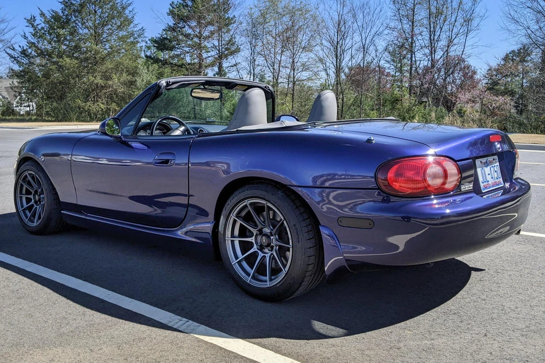 2003 Mazda NB MX-5 Miata - Image 4 of 31