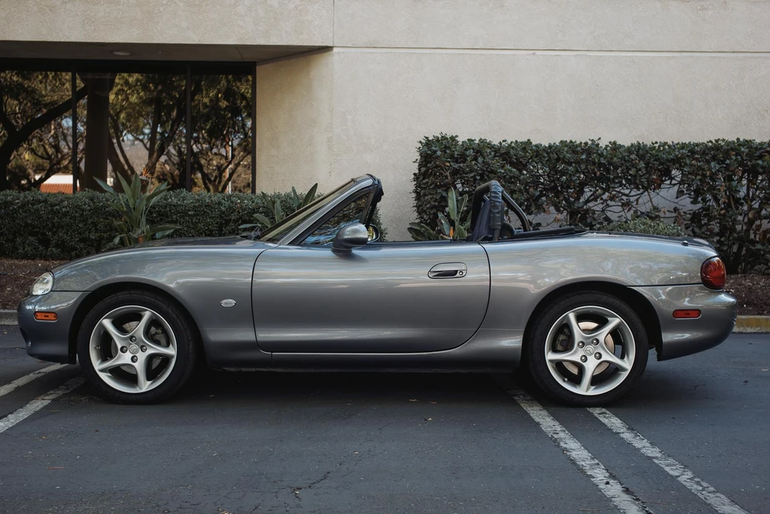 2003 Mazda NB MX-5 Miata - Image 11 of 31