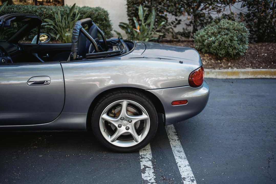 2003 Mazda NB MX-5 Miata - Image 30 of 31