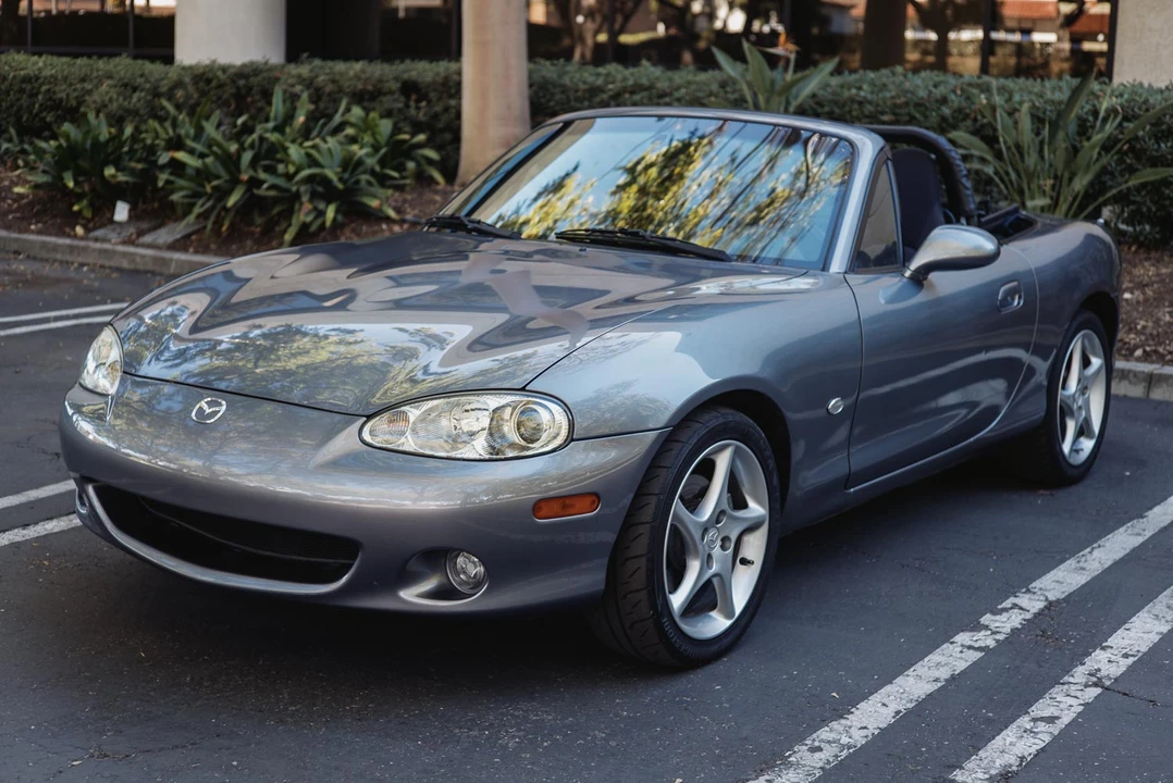 2003 Mazda NB MX-5 Miata - Image 2 of 31