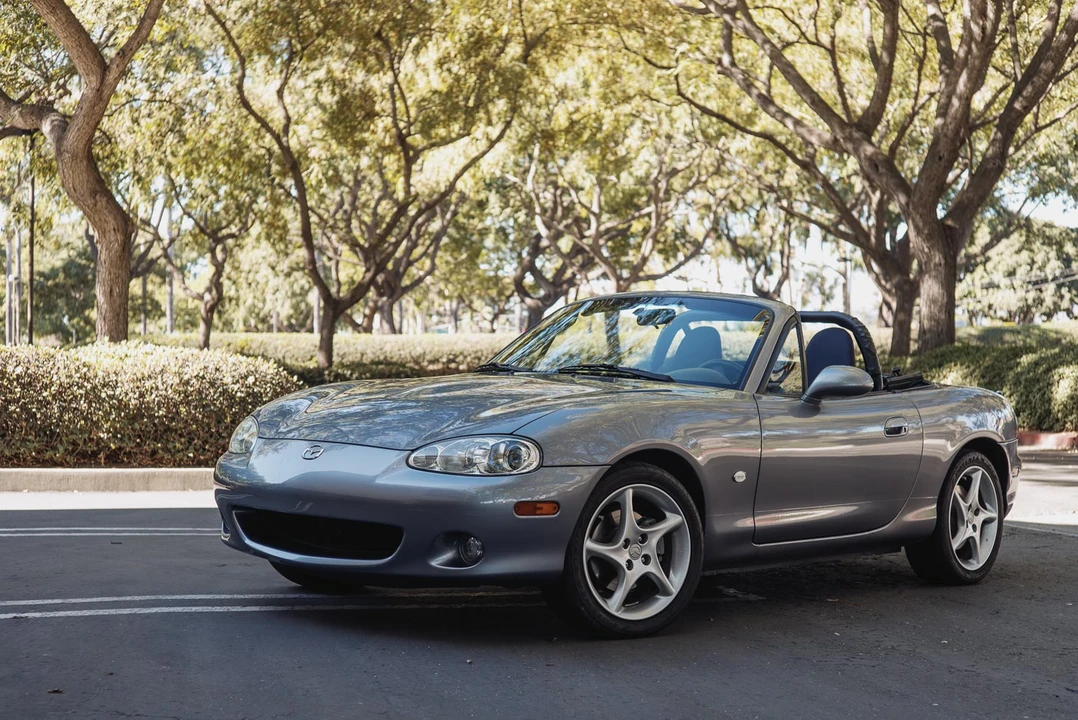 2003 Mazda NB MX-5 Miata - Image 3 of 31