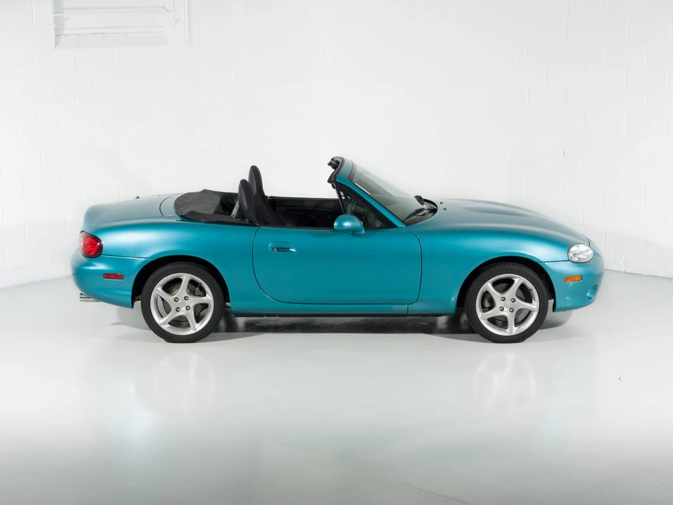 2003 Mazda NB MX-5 Miata - Image 24 of 31