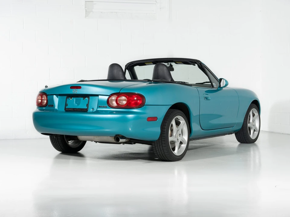 2003 Mazda NB MX-5 Miata - Image 27 of 31