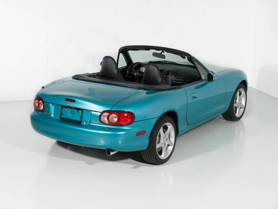 2003 Mazda NB MX-5 Miata - Image 28 of 31