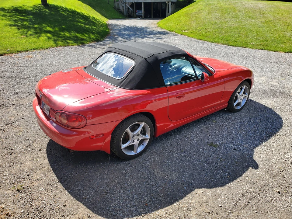 2003 Mazda NB MX-5 Miata - Image 13 of 31
