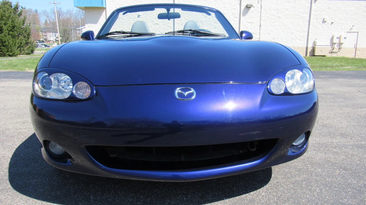 2003 Mazda NB MX-5 Miata - Image 8 of 31