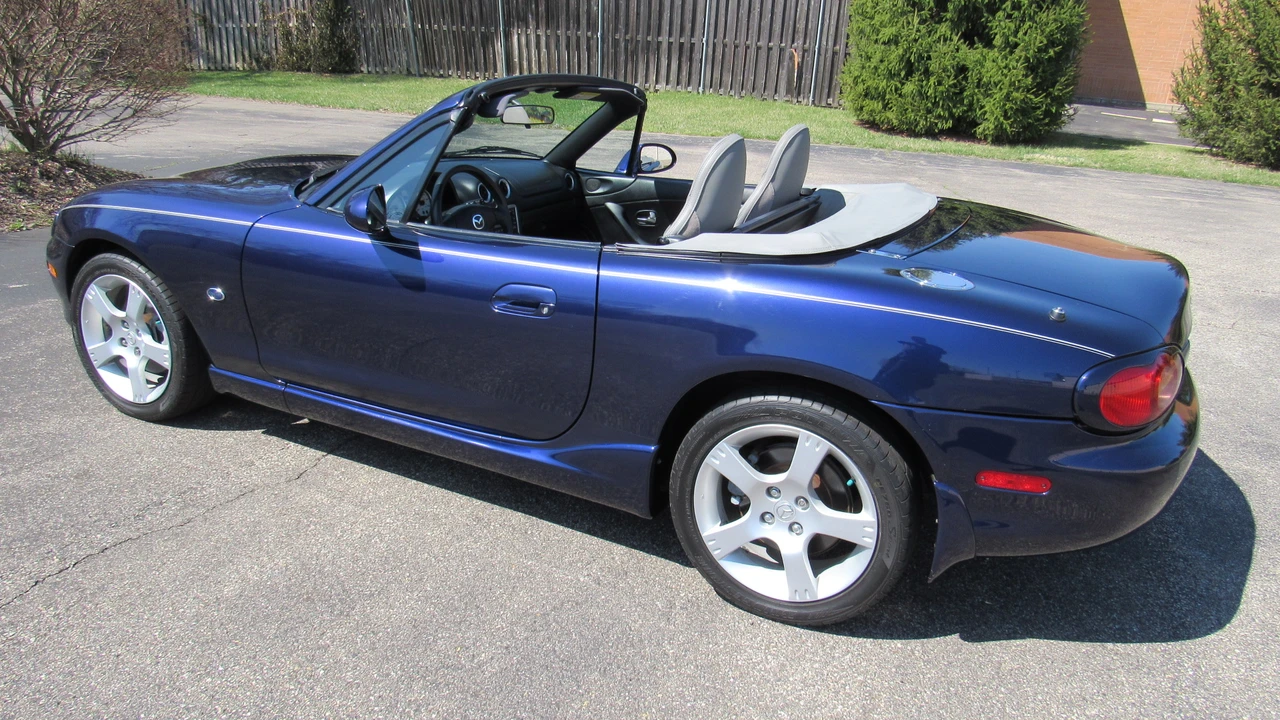 2003 Mazda NB MX-5 Miata - Image 24 of 31