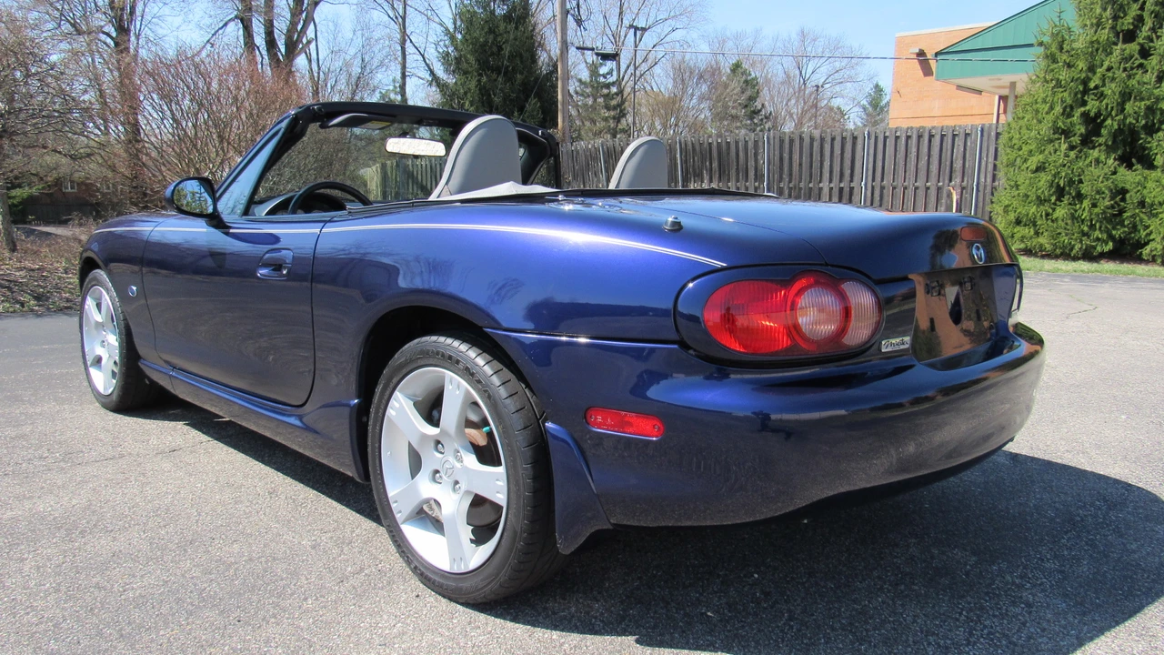2003 Mazda NB MX-5 Miata - Image 25 of 31