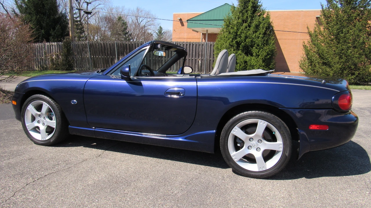 2003 Mazda NB MX-5 Miata - Image 27 of 31