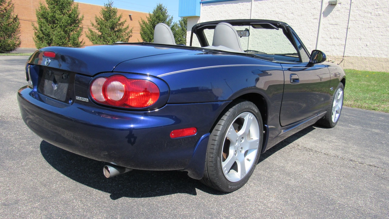 2003 Mazda NB MX-5 Miata - Image 19 of 31