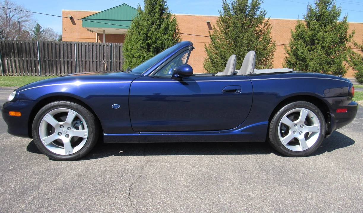 2003 Mazda NB MX-5 Miata - Image 2 of 31