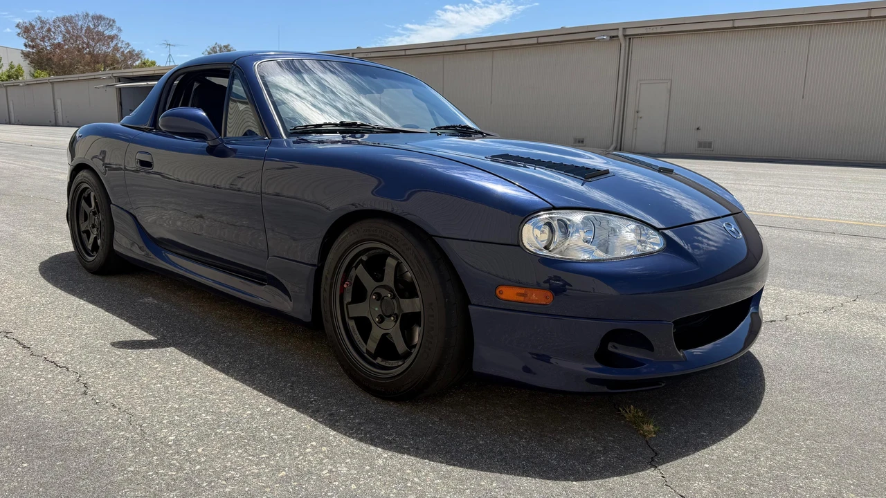 2003 Mazda NB MX-5 Miata - Image 16 of 31