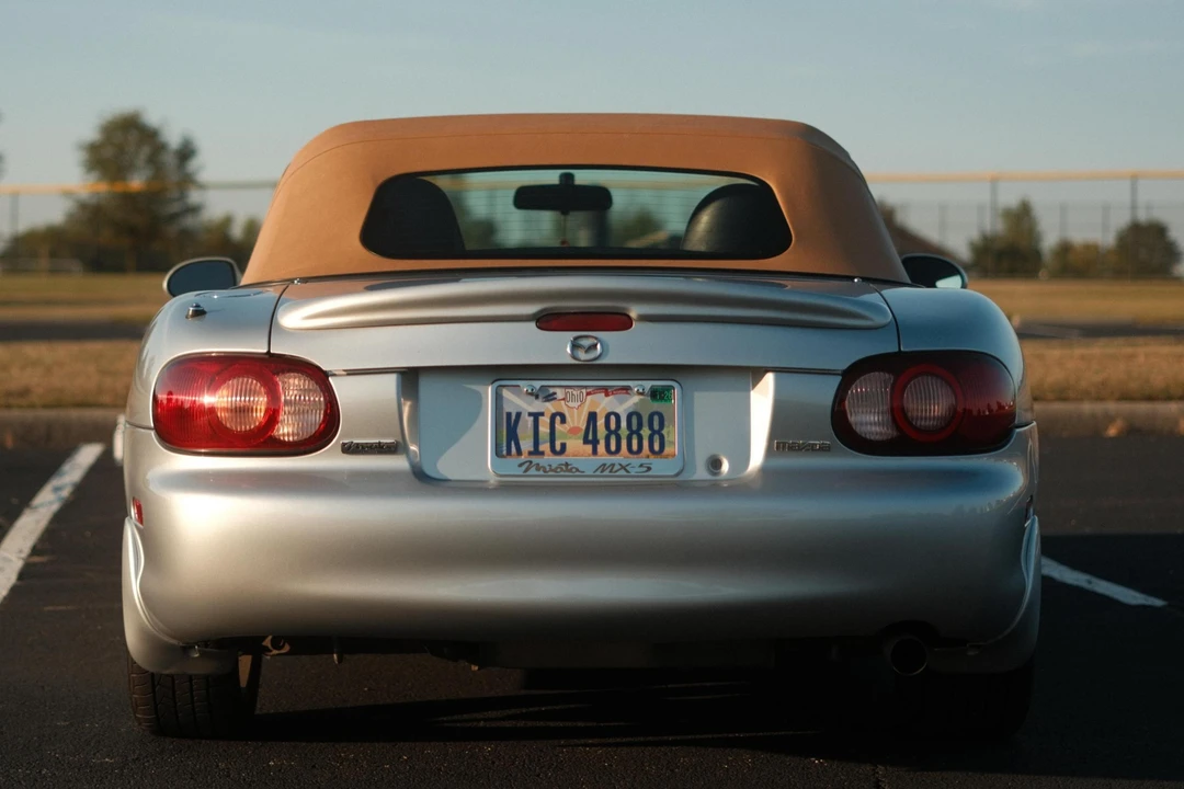 2003 Mazda NB MX-5 Miata - Image 5 of 21