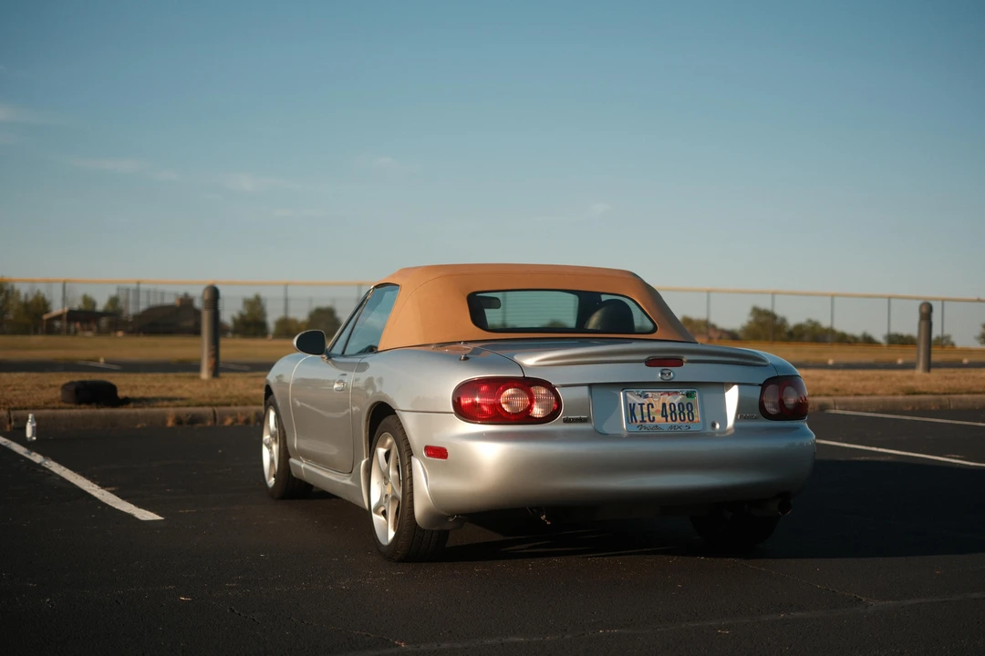 2003 Mazda NB MX-5 Miata - Image 10 of 21