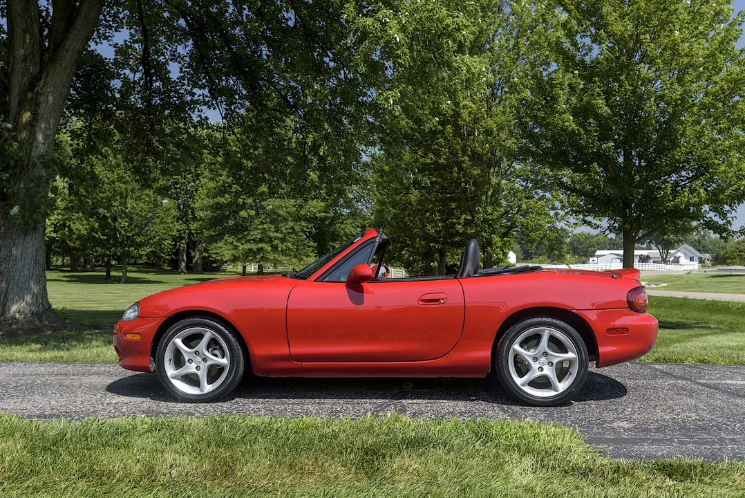 2003 Mazda NB MX-5 Miata - Image 7 of 31