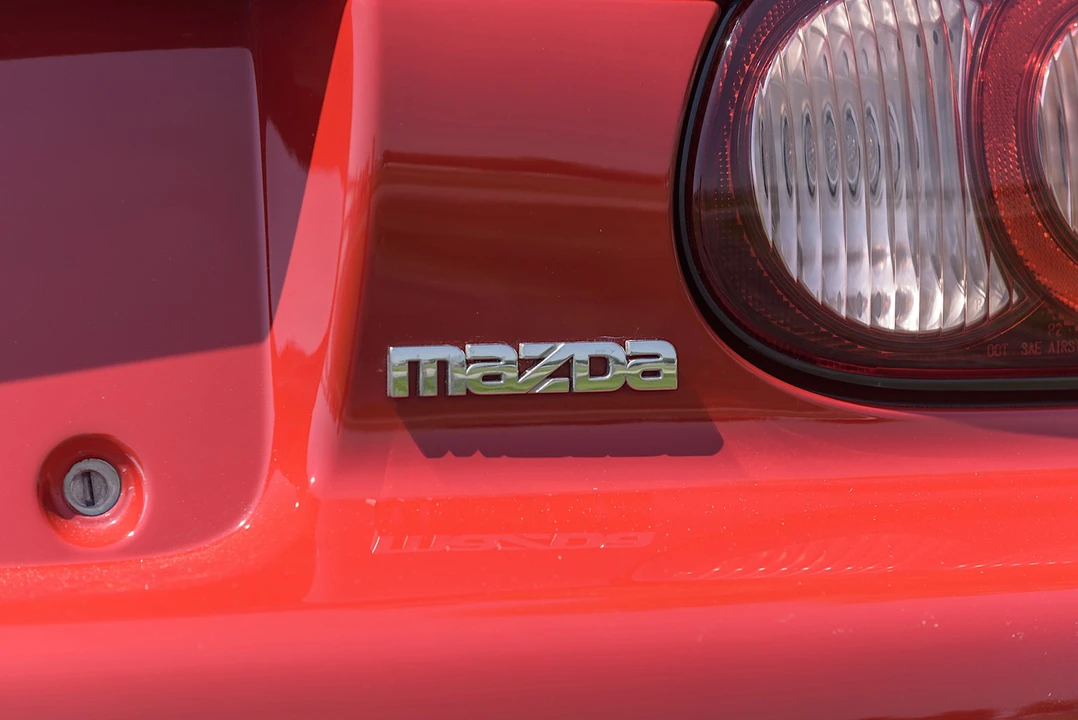2003 Mazda NB MX-5 Miata - Image 31 of 31