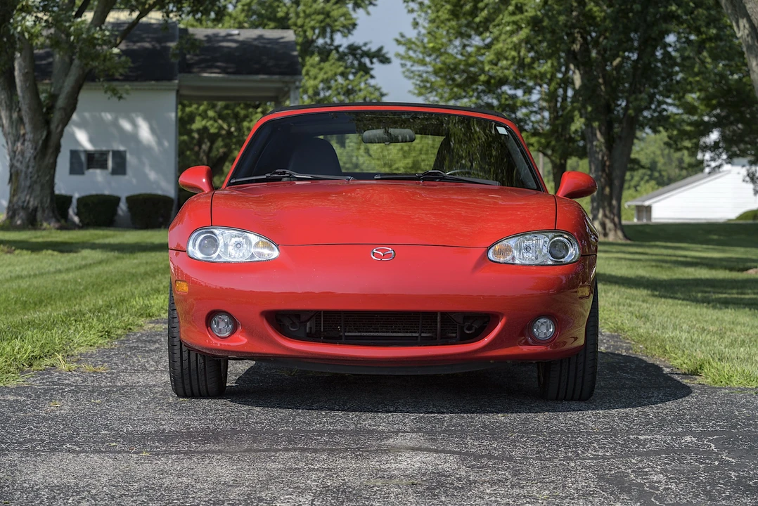 2003 Mazda NB MX-5 Miata - Image 5 of 31