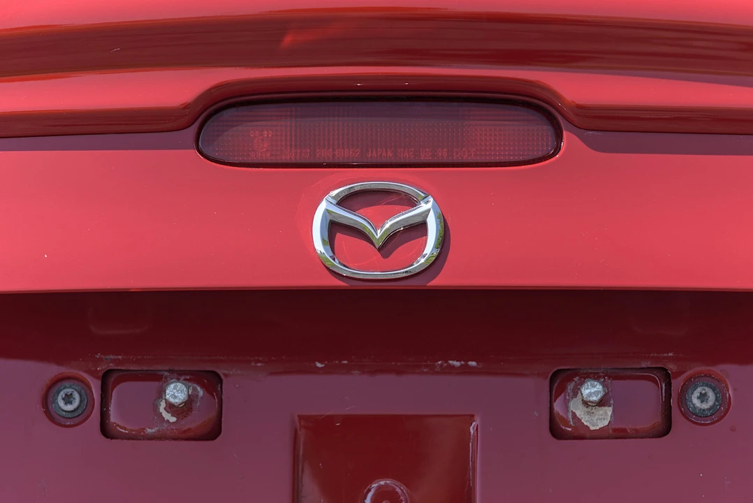2003 Mazda NB MX-5 Miata - Image 30 of 31