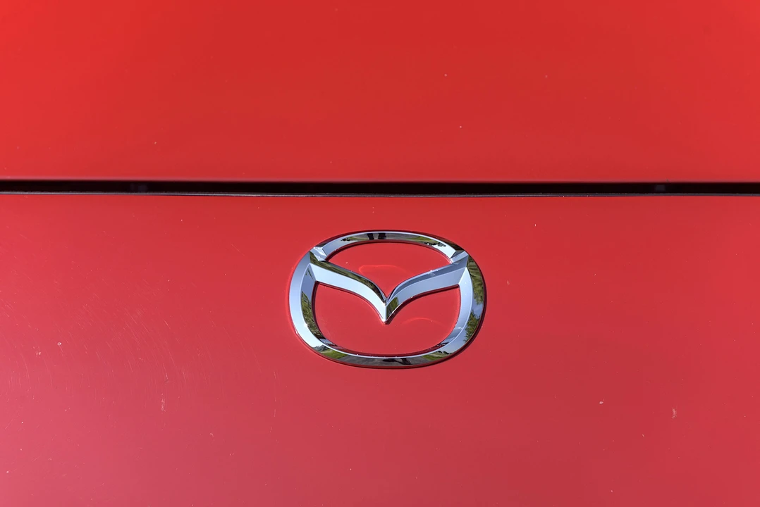 2003 Mazda NB MX-5 Miata - Image 26 of 31
