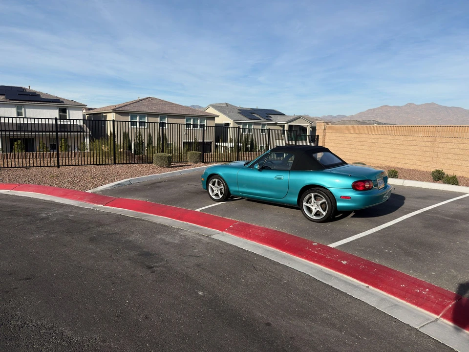 2003 Mazda NB MX-5 Miata - Image 13 of 31