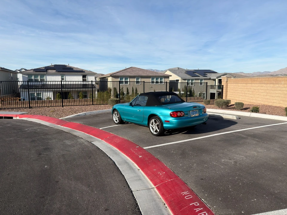 2003 Mazda NB MX-5 Miata - Image 12 of 31