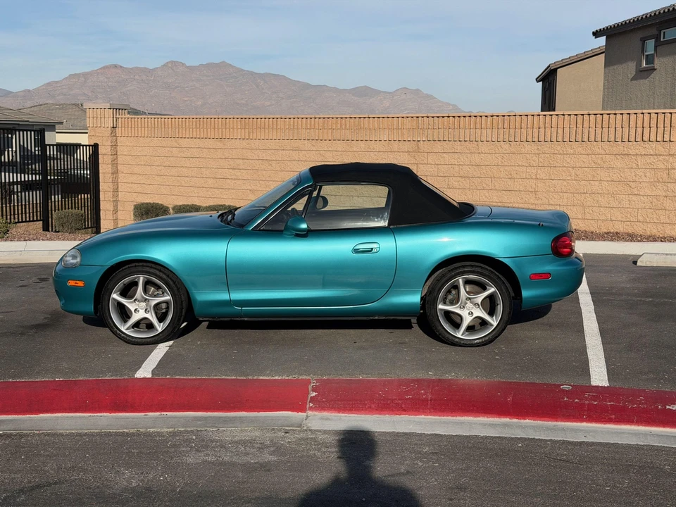 2003 Mazda NB MX-5 Miata - Image 10 of 31