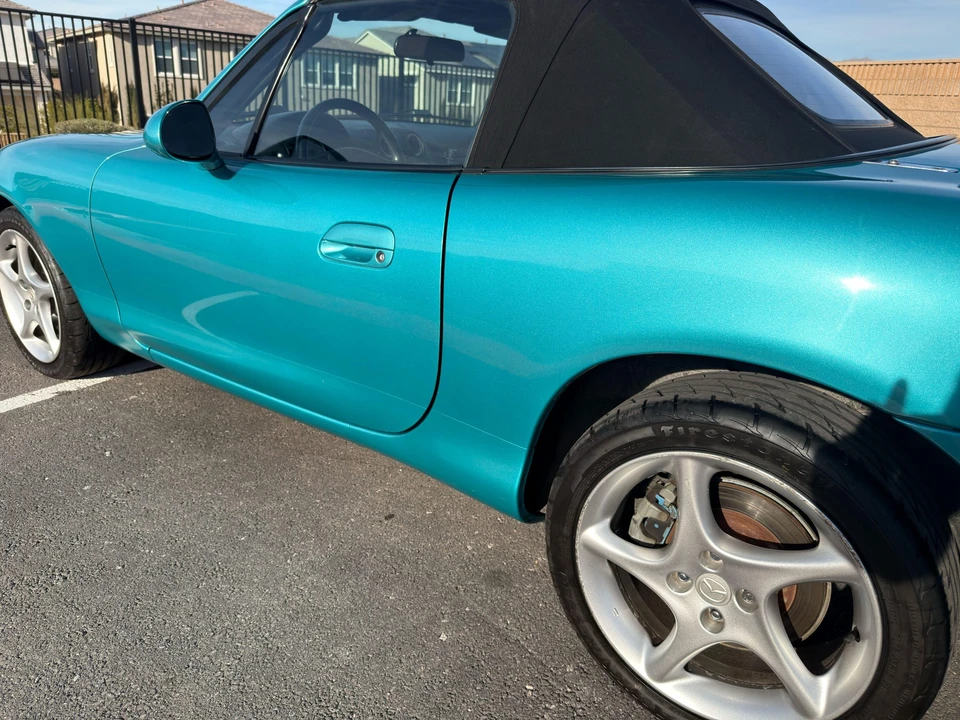 2003 Mazda NB MX-5 Miata - Image 25 of 31
