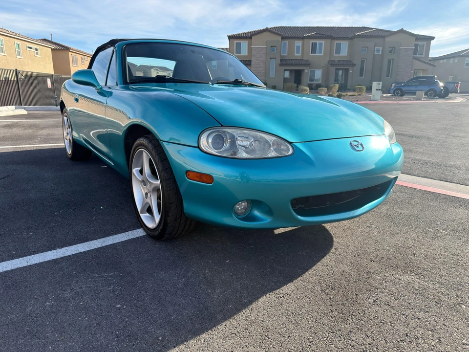 2003 Mazda NB MX-5 Miata - Image 2 of 31