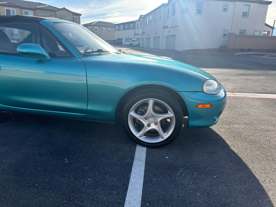 2003 Mazda NB MX-5 Miata - Image 19 of 31