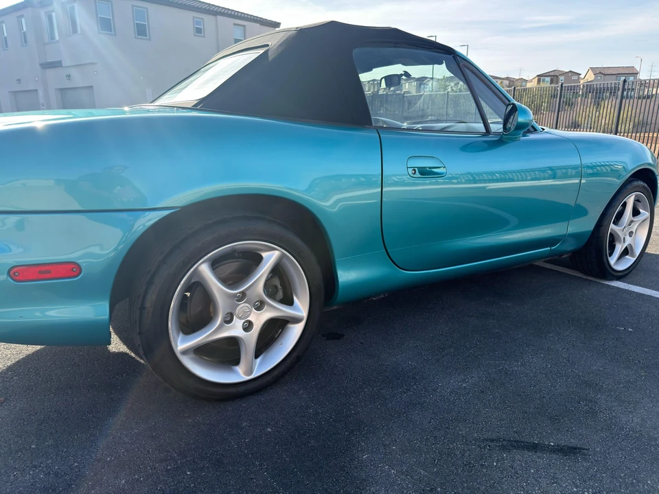 2003 Mazda NB MX-5 Miata - Image 16 of 31