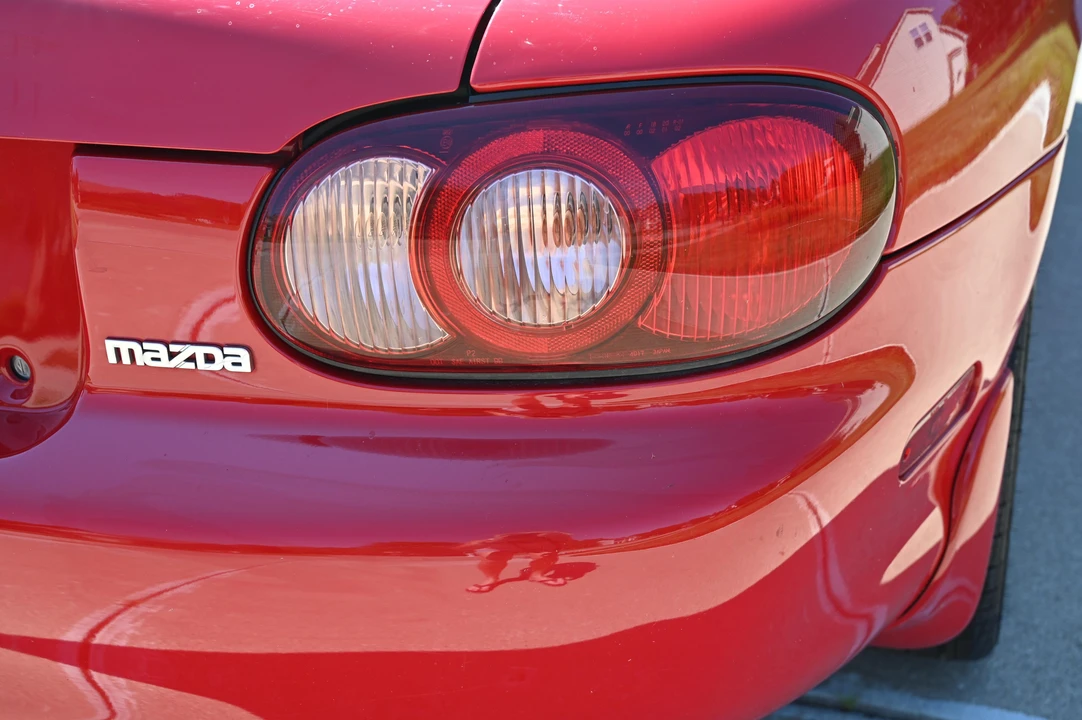 2003 Mazda NB MX-5 Miata - Image 26 of 31