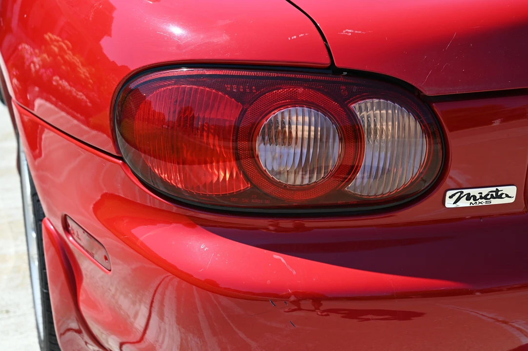 2003 Mazda NB MX-5 Miata - Image 24 of 31