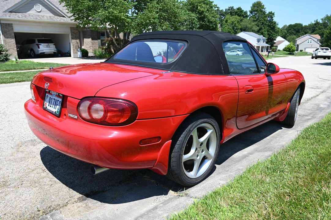 2003 Mazda NB MX-5 Miata - Image 8 of 31
