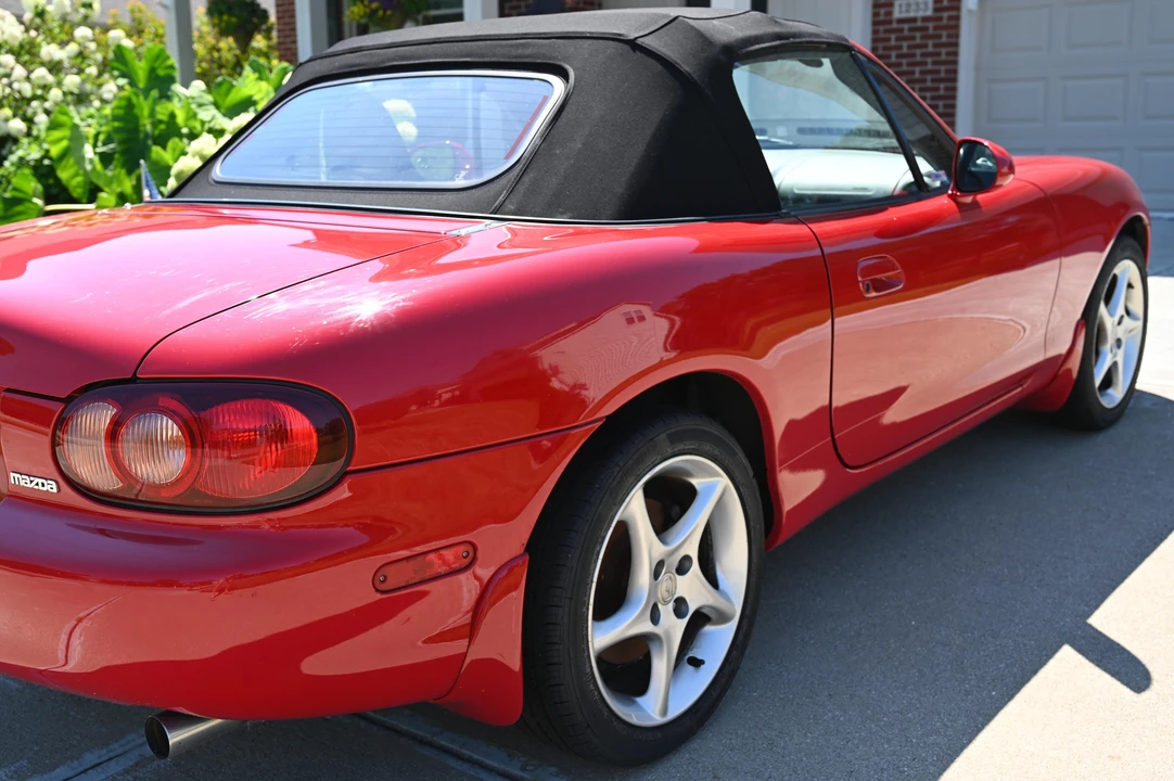 2003 Mazda NB MX-5 Miata - Image 28 of 31
