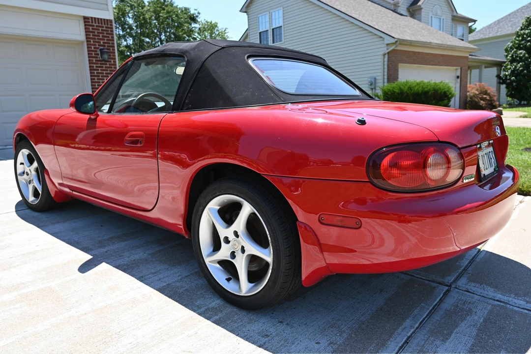 2003 Mazda NB MX-5 Miata - Image 4 of 31