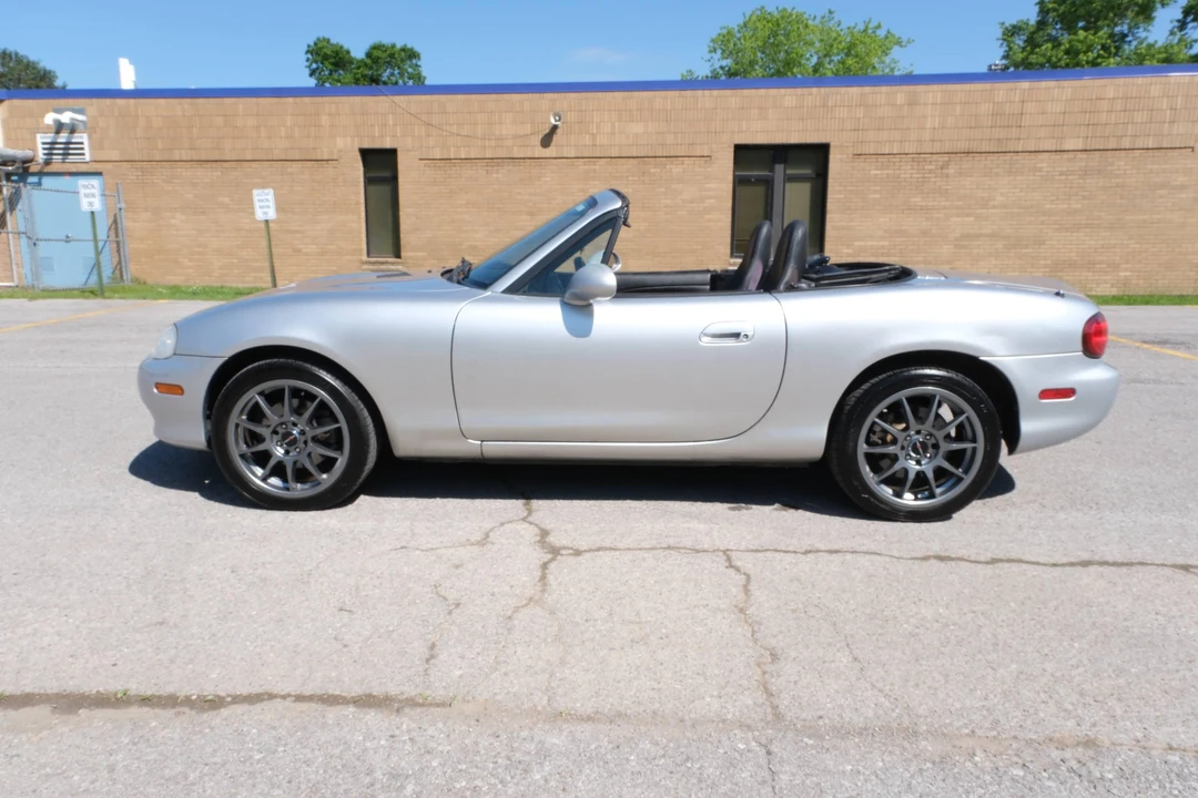 2003 Mazda NB MX-5 Miata - Image 8 of 31
