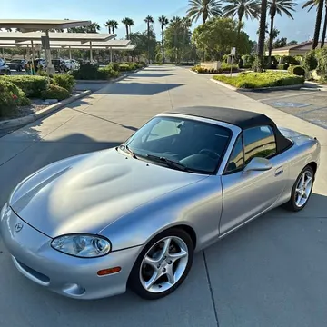 2003 Mazda MX-5 Miata