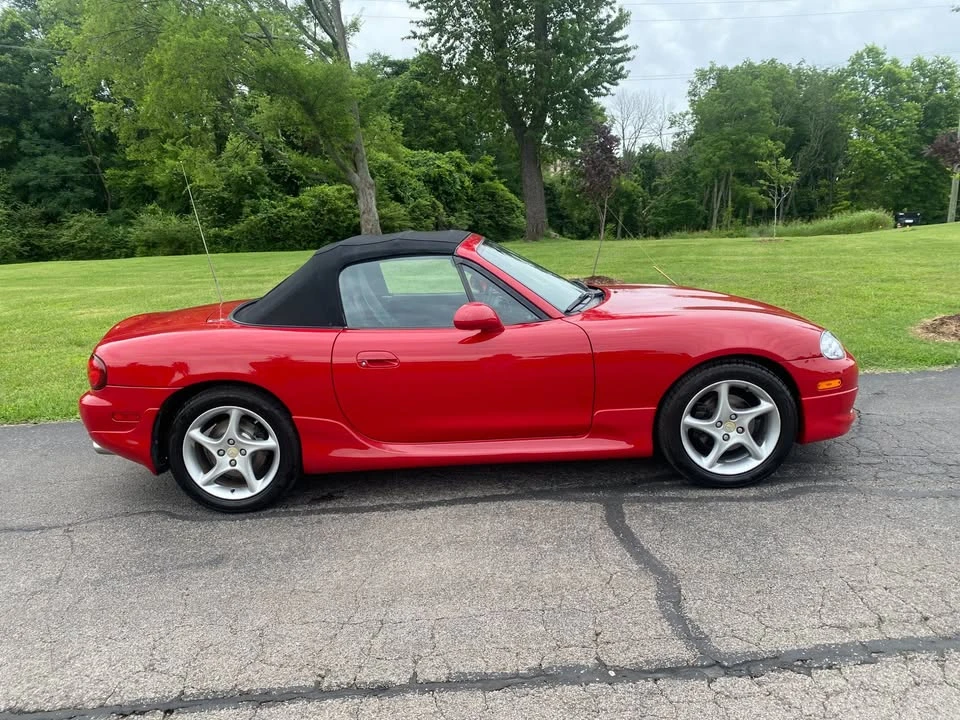 2003 Mazda NB MX-5 Miata - Image 5 of 13
