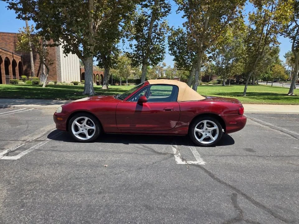 2003 Mazda NB MX-5 Miata - Image 4 of 20